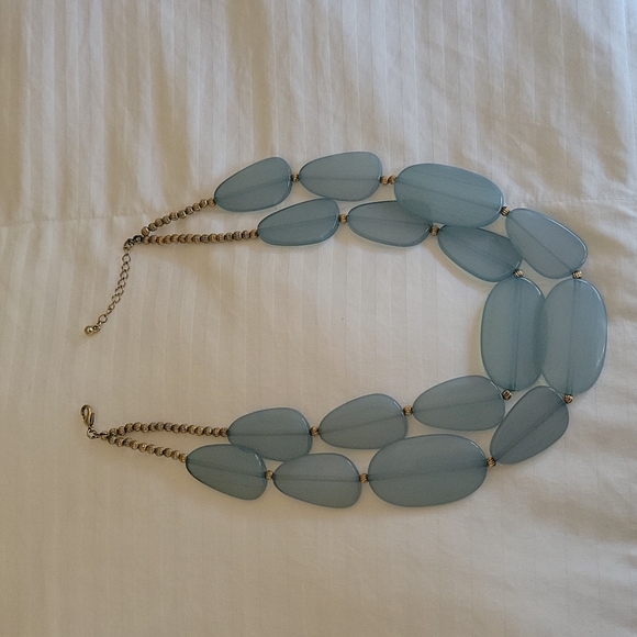 Pretty Aqua Blue Necklace - Picture 1 of 1